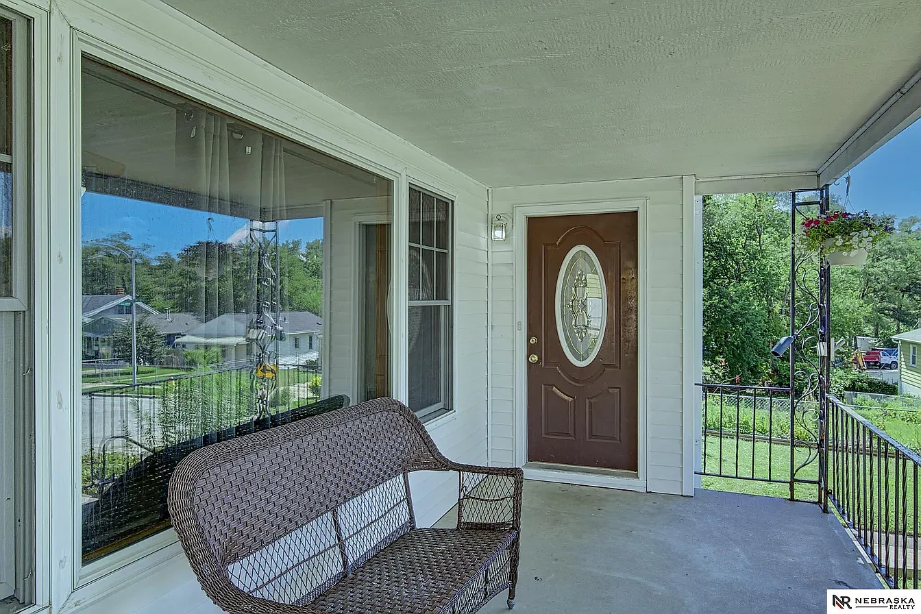 3 bed, 1495 sqft, $2,400 — Photo 3