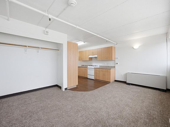 3rd image of 3015 Wilson Rd