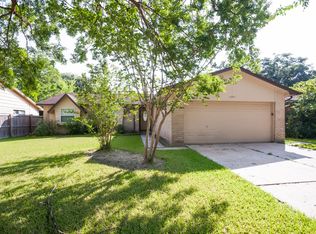 16931 Barcelona Dr, Friendswood, TX 77546