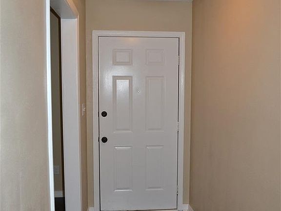 3rd image of 2314 Country Pl
