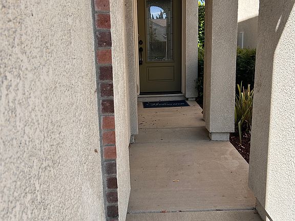 2nd image of 1623 Union Ln