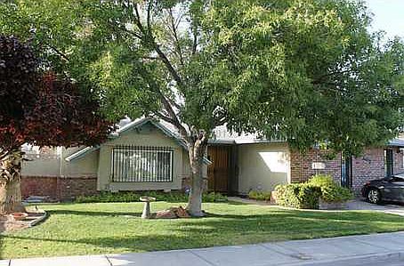 1st image of 409 Estella Ave