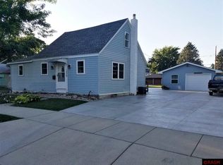 1236 Marsh St, Mankato, MN 56001