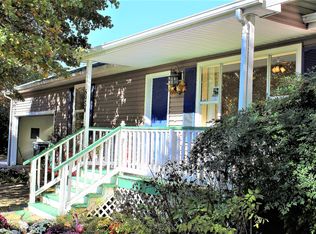 6954 S Pleasant Ridge Dr, Fayetteville, AR 72704