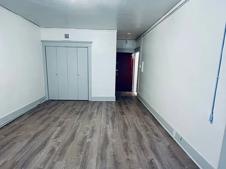207 Yakima St — Photo 7