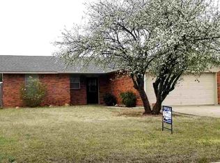 6136 SW Oak Cliff Ave, Lawton, OK 73505