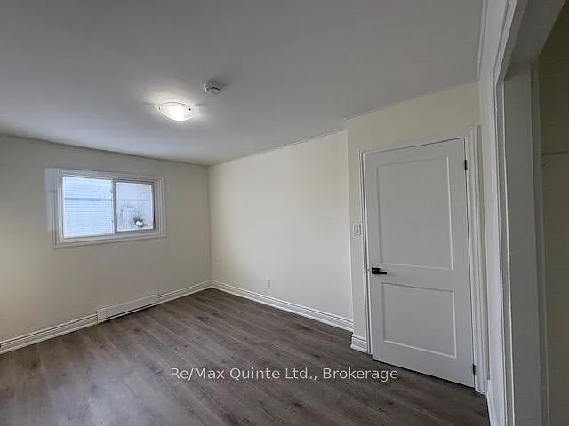 172 Queen St #5 — Photo 12