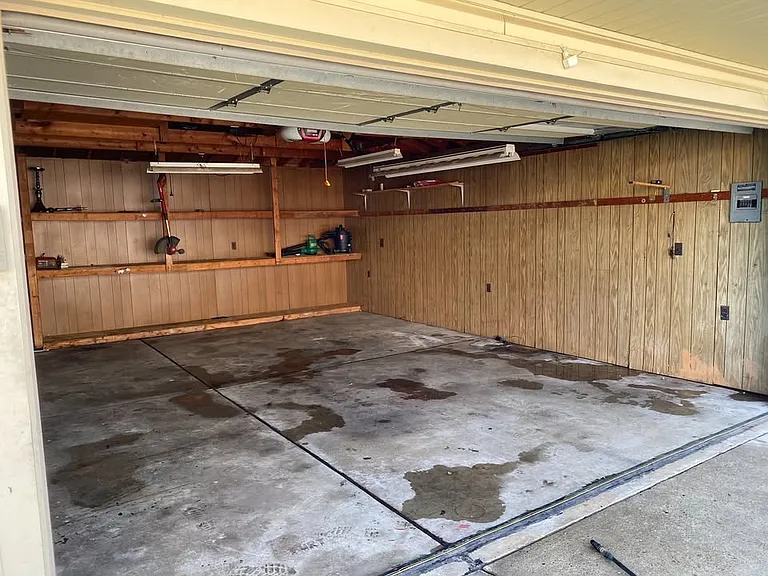 32345 Hawthorne Dr — Photo 57