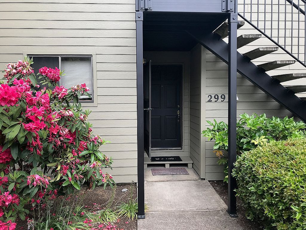 299 Country Club Rd #299