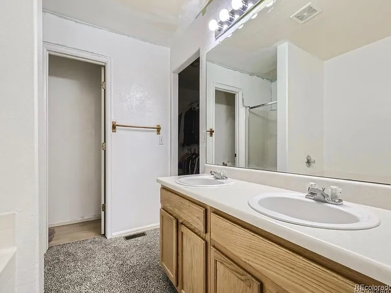 4537 Cornish Way — Photo 5