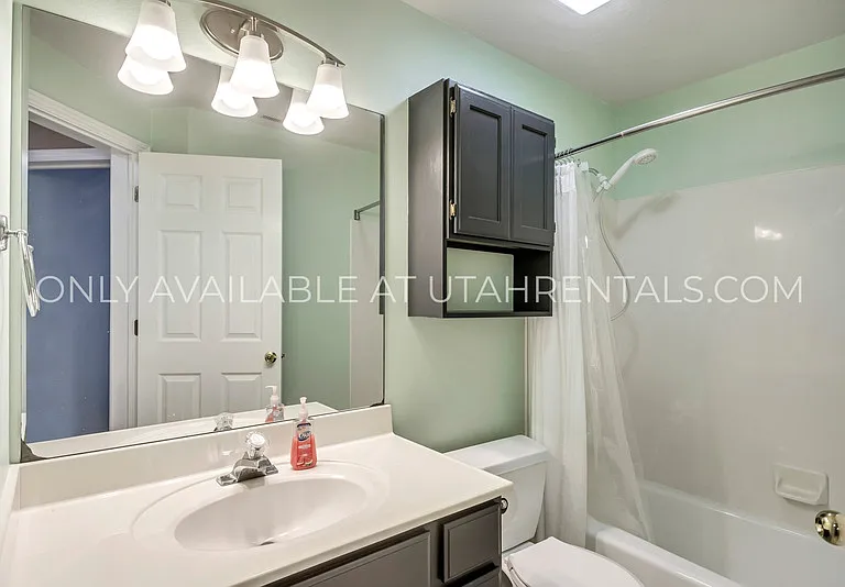532 N Seven Peaks Blvd #532-2 — Photo 13