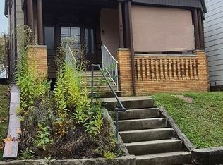 184 Grant Ave #B, Vandergrift, PA 15690