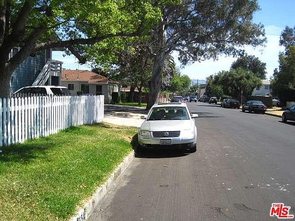 5th image of 5654 Riverton Ave
