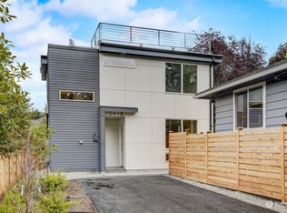 10418 Roosevelt Way NE #B, Seattle, WA 98125