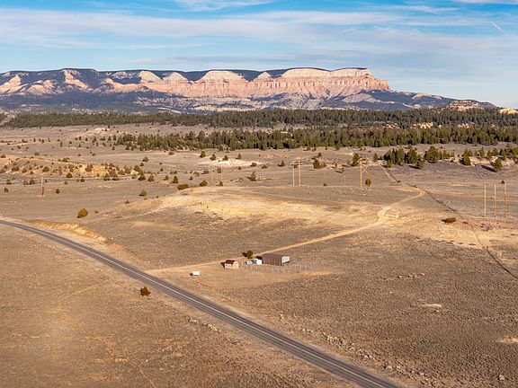3rd image of E Johns Valley Rd