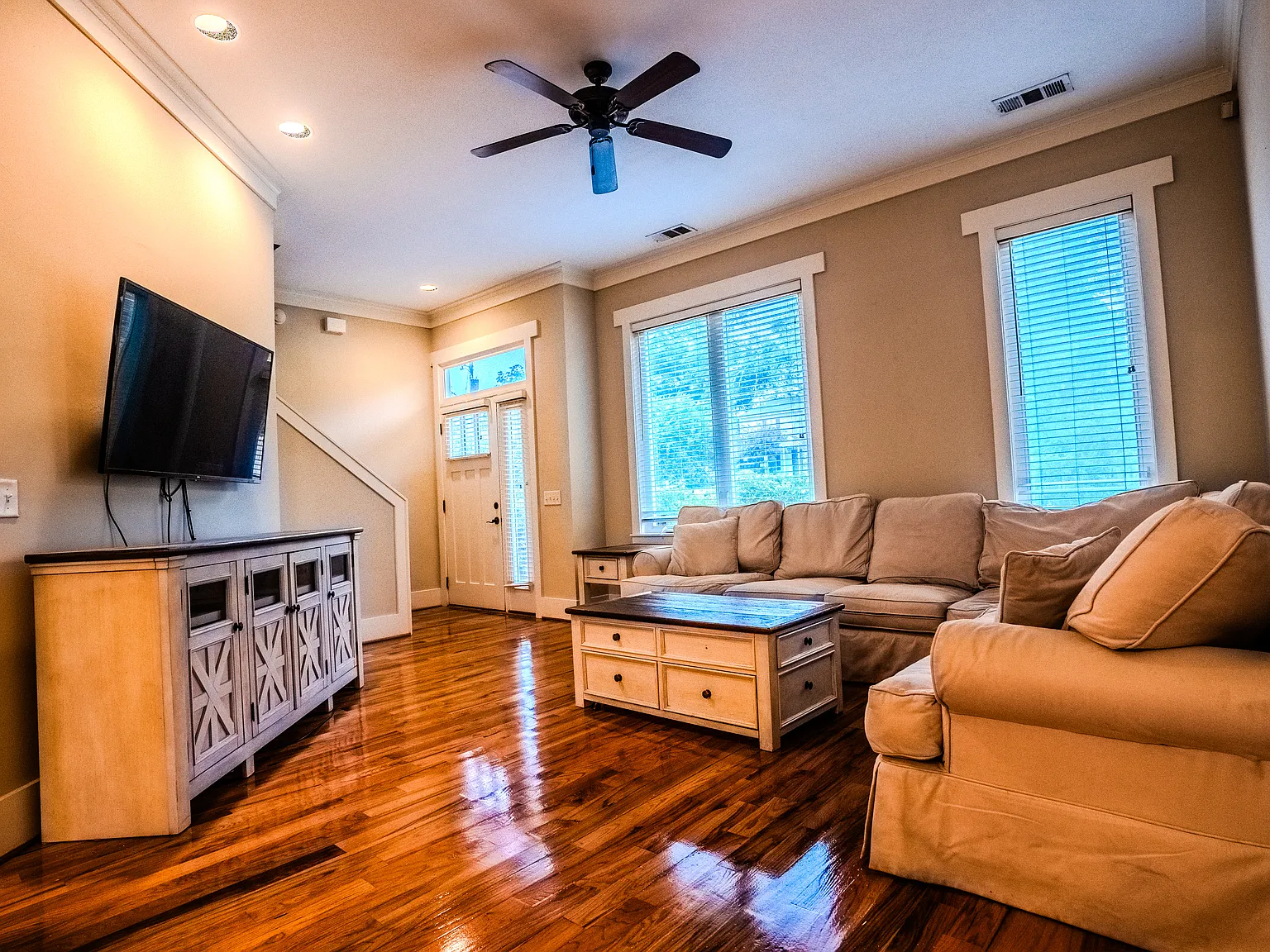 1339 Hancock Ct — Photo 4
