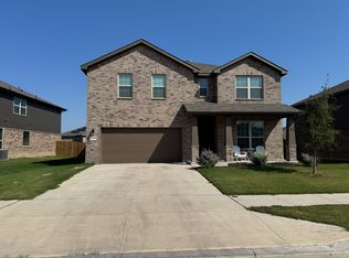 7908 Schooner Dr, Fort Worth, TX 76179