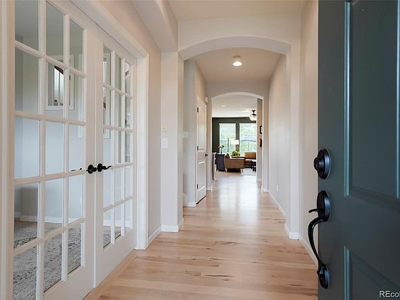 4th image of 25341 E Ottawa Drive