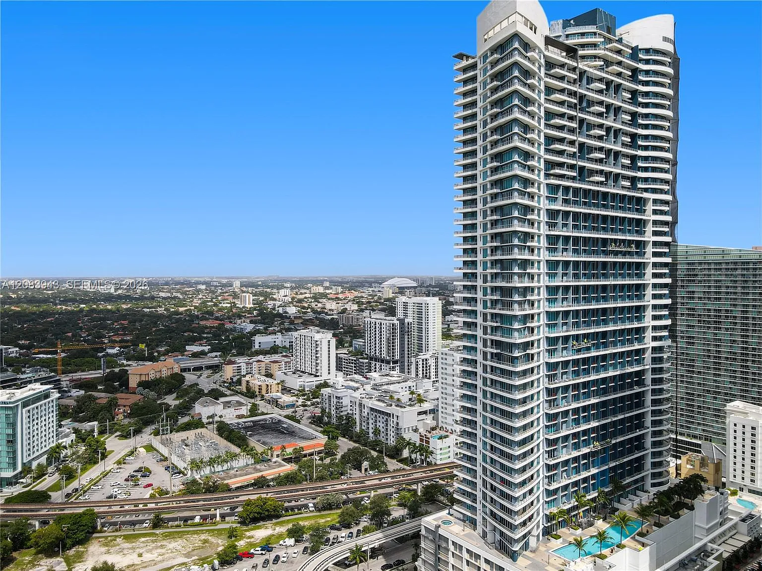 Infinity At Brickell Cond — Photo 3