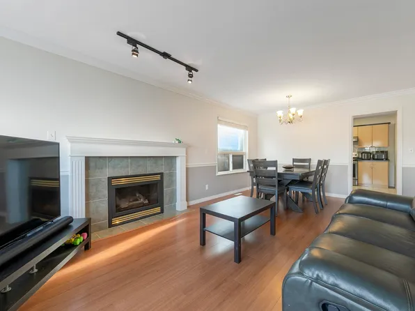 5056 Manor St, Burnaby, BC V5G 1B5