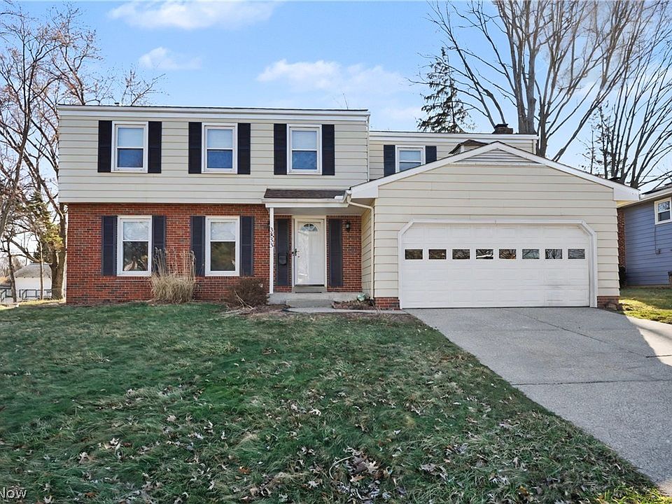 1st image of 3833 Silverwood Dr