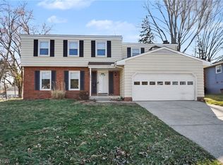 3833 Silverwood Dr, Stow, OH