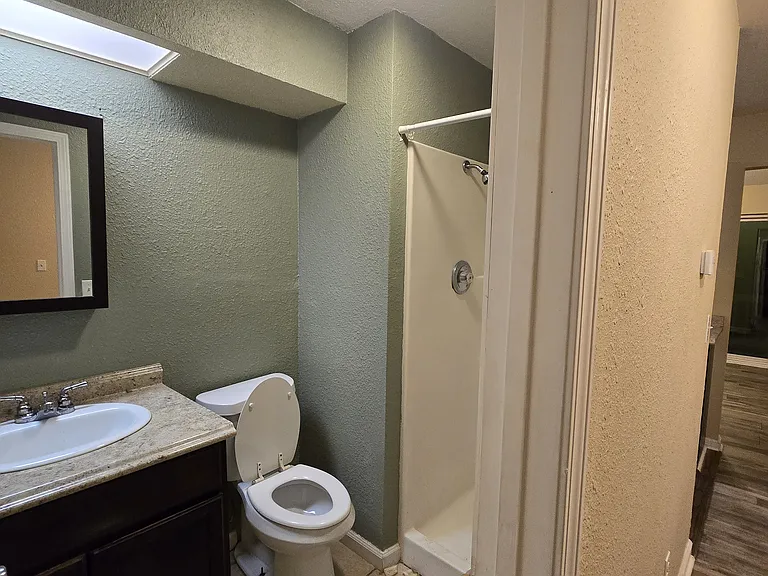 18 Bentree Ln #403 — Photo 15