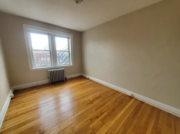 4 Cogswell Ave, Cambridge, MA