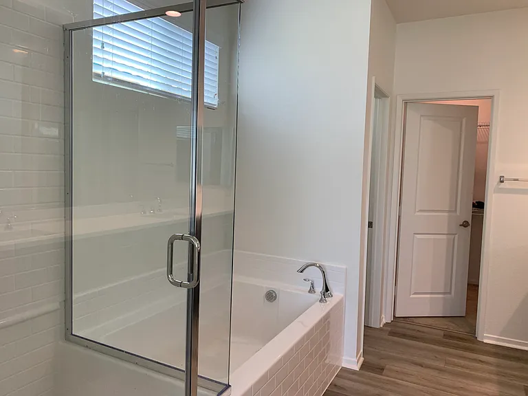 38505 Fairfield Hts — Photo 23