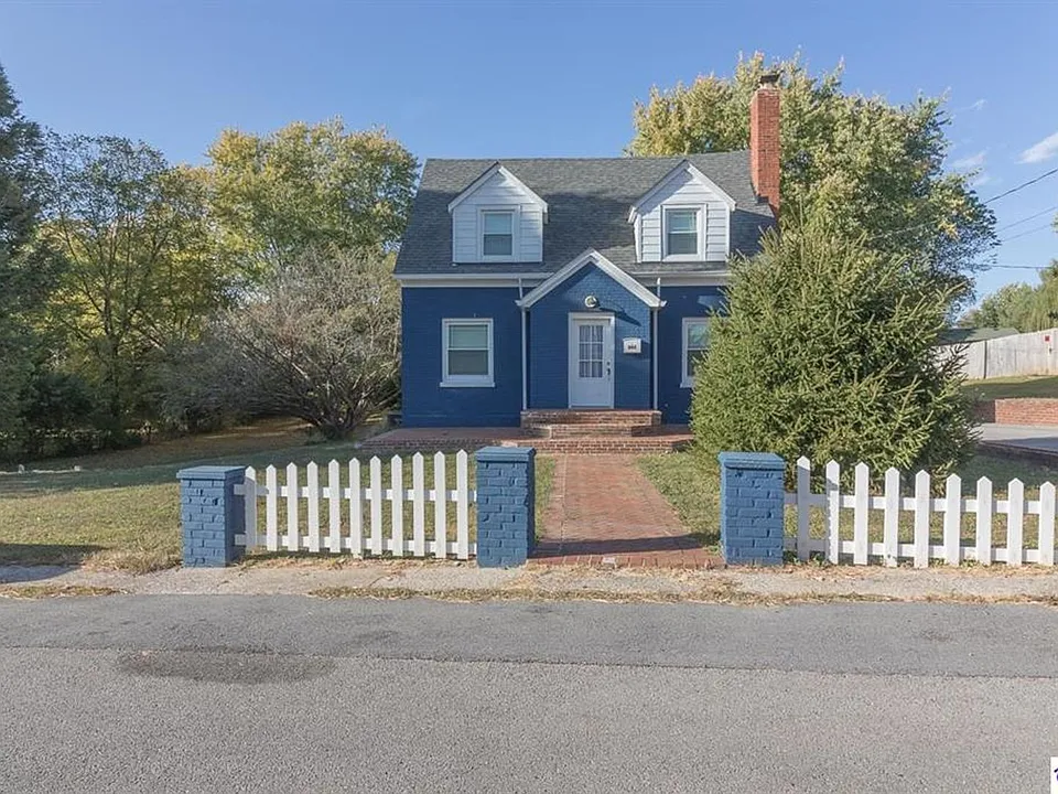 307 Central Ave
