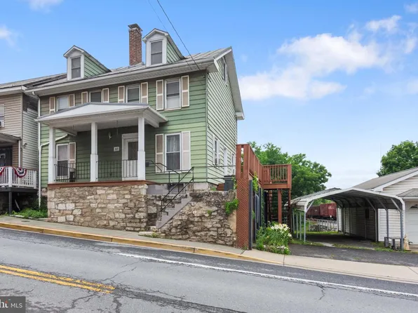37 N Main St, Union Bridge, MD 21791