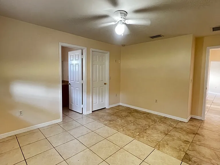 624 Hancock Bridge Pkwy — Photo 10