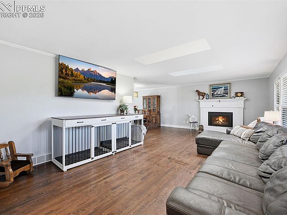 5th image of 1105 Big Valley Dr