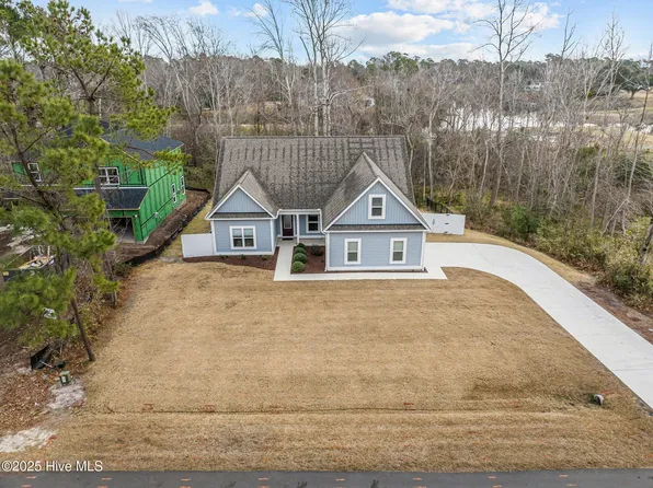 218 S Belvedere Drive, Hampstead, NC 28443