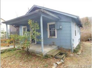 317 Painter St, Canton, NC 28716