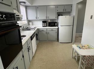 25361 Shiawassee Cir, Southfield, MI 48033