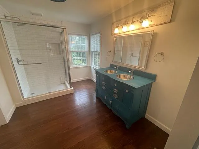 5725 Horton St — Photo 17