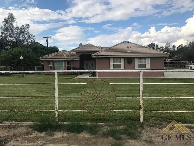 5056 Redbank Rd photo 1