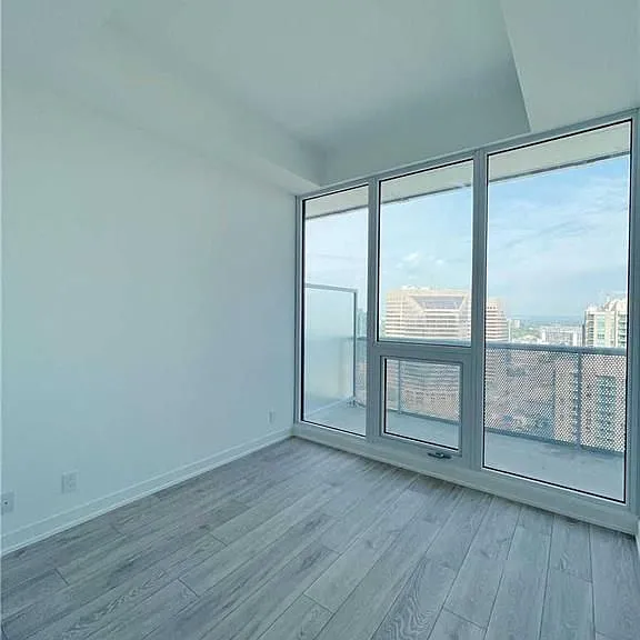 15 Holmes Ave #2706 — Photo 6