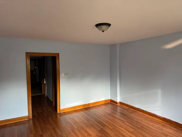 4315 S Sawyer Ave #1 — Photo 3