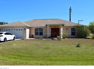 207 Reaville Ct, Fort Myers, FL 33913