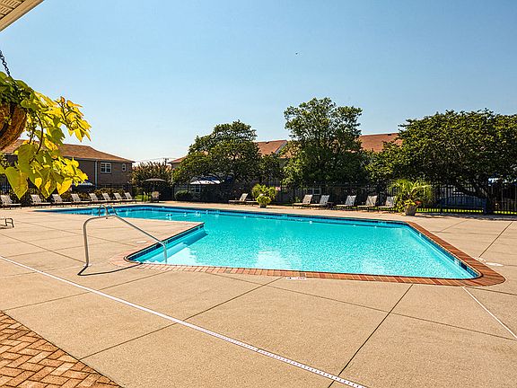 Large pool and sundeck