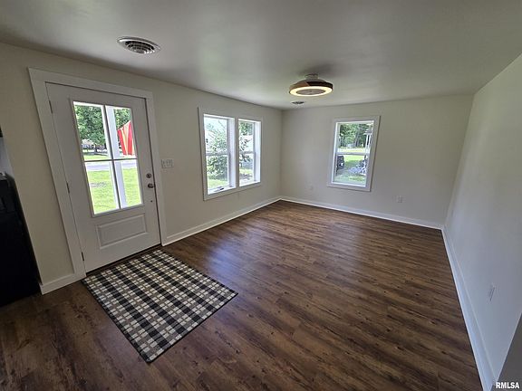 5th image of 605 Glenway Ave