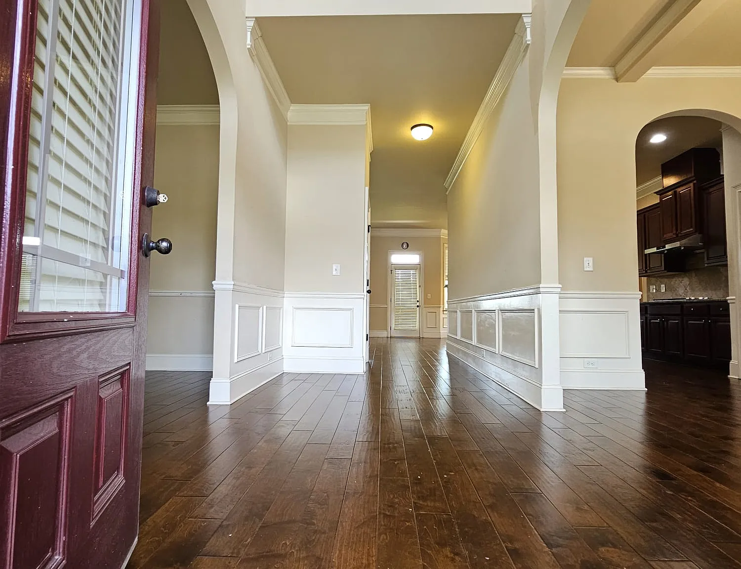 416 Sunnybrook Lane - 1 — Photo 2