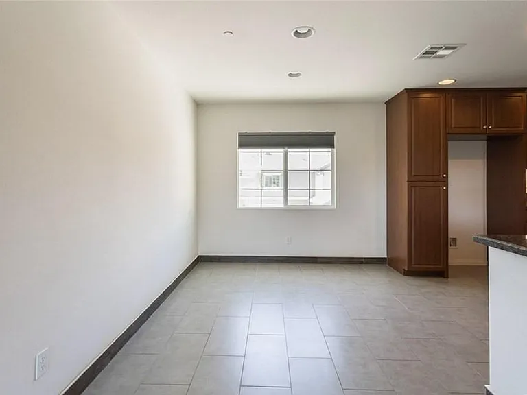 8017 Yeager St — Photo 4