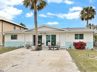 131 Eucalyptus Ct, Fort Myers Beach, FL 33931