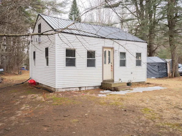 294 County Road, Gorham, ME 04038