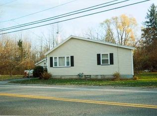 1845 Schlegel Rd, Webster, NY 14580