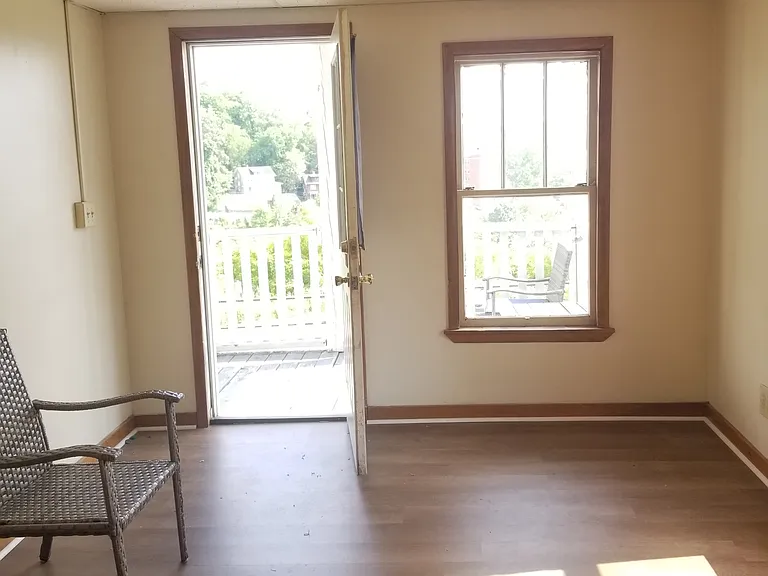125 Lorentz Ave #C — Photo 5