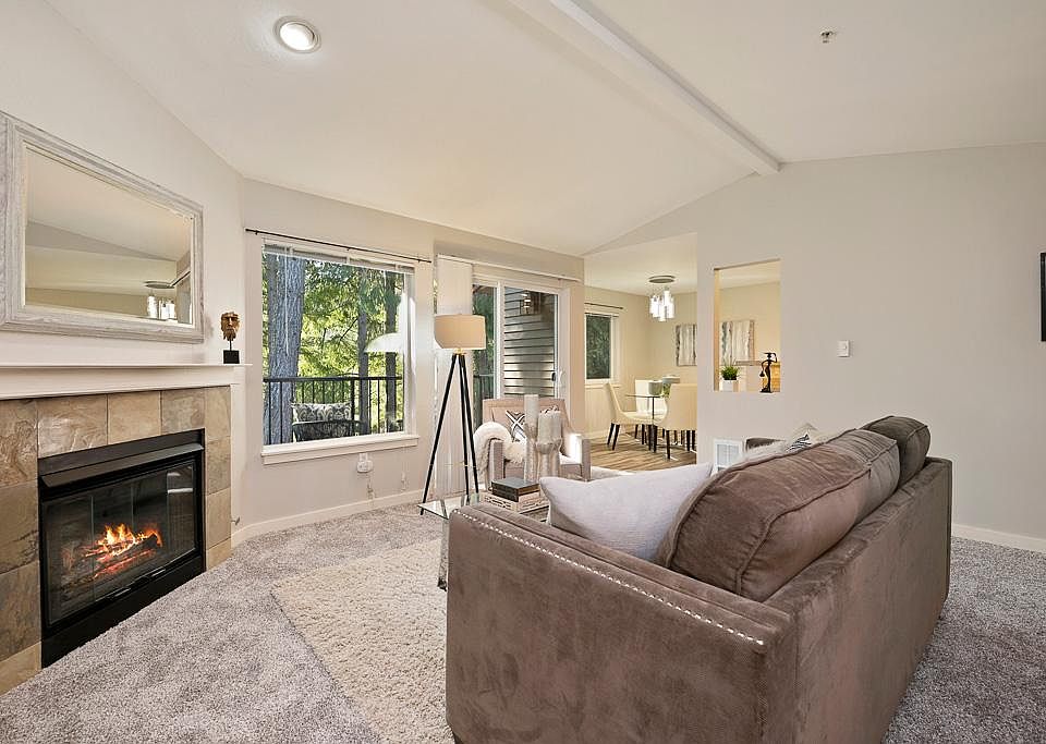 New carpets and fresh paint throughout this lovely 2 bedroom, 2 bath top floor condo. Cozy gas fireplace and deck access.